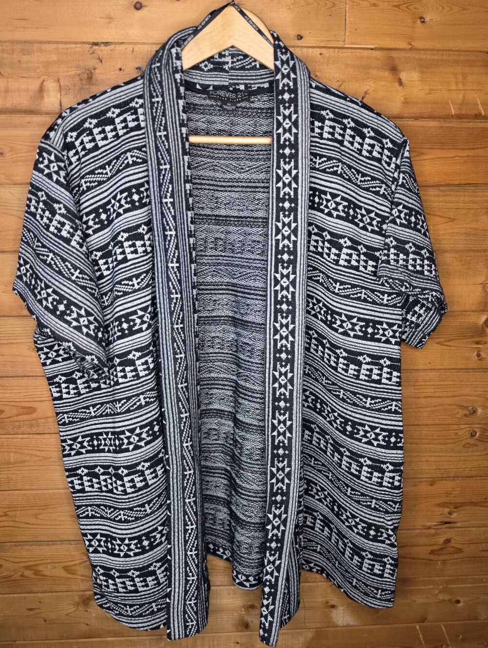 ❤️ Forever 21 Black & White Geometric Open Cardigan Size 2X
